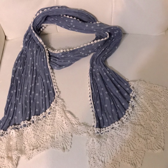 Embroidered Pretty Scarf - Picture 5 of 5